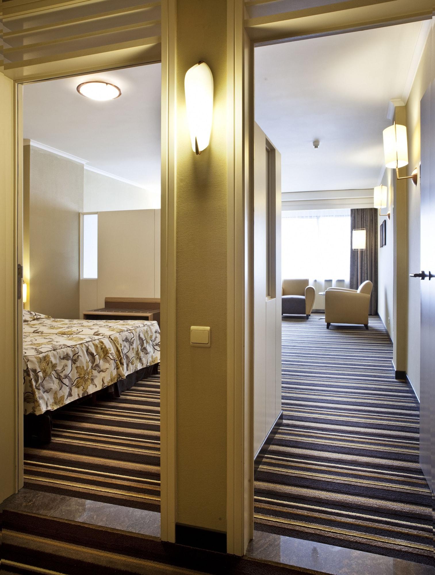 Hyllit Hotel Antwerpen Exterior foto